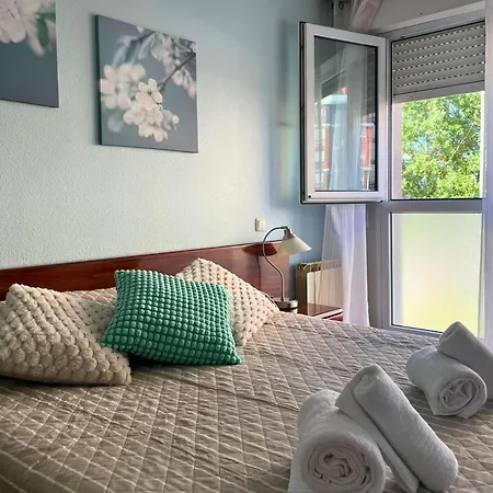 Estudio Luminoso En - Melgarden *